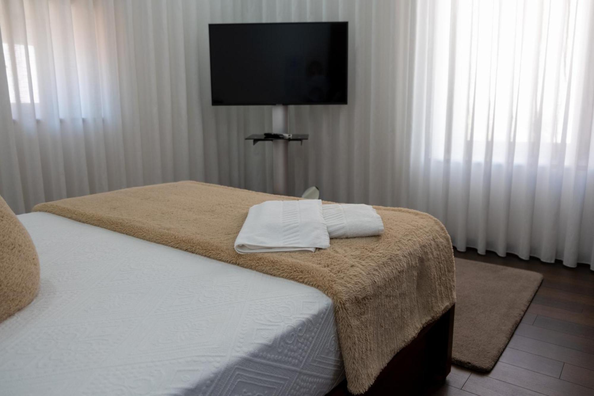 Deluxe Villa Home, Peace & Spa วิลาโดคันด์ ภายนอก รูปภาพ