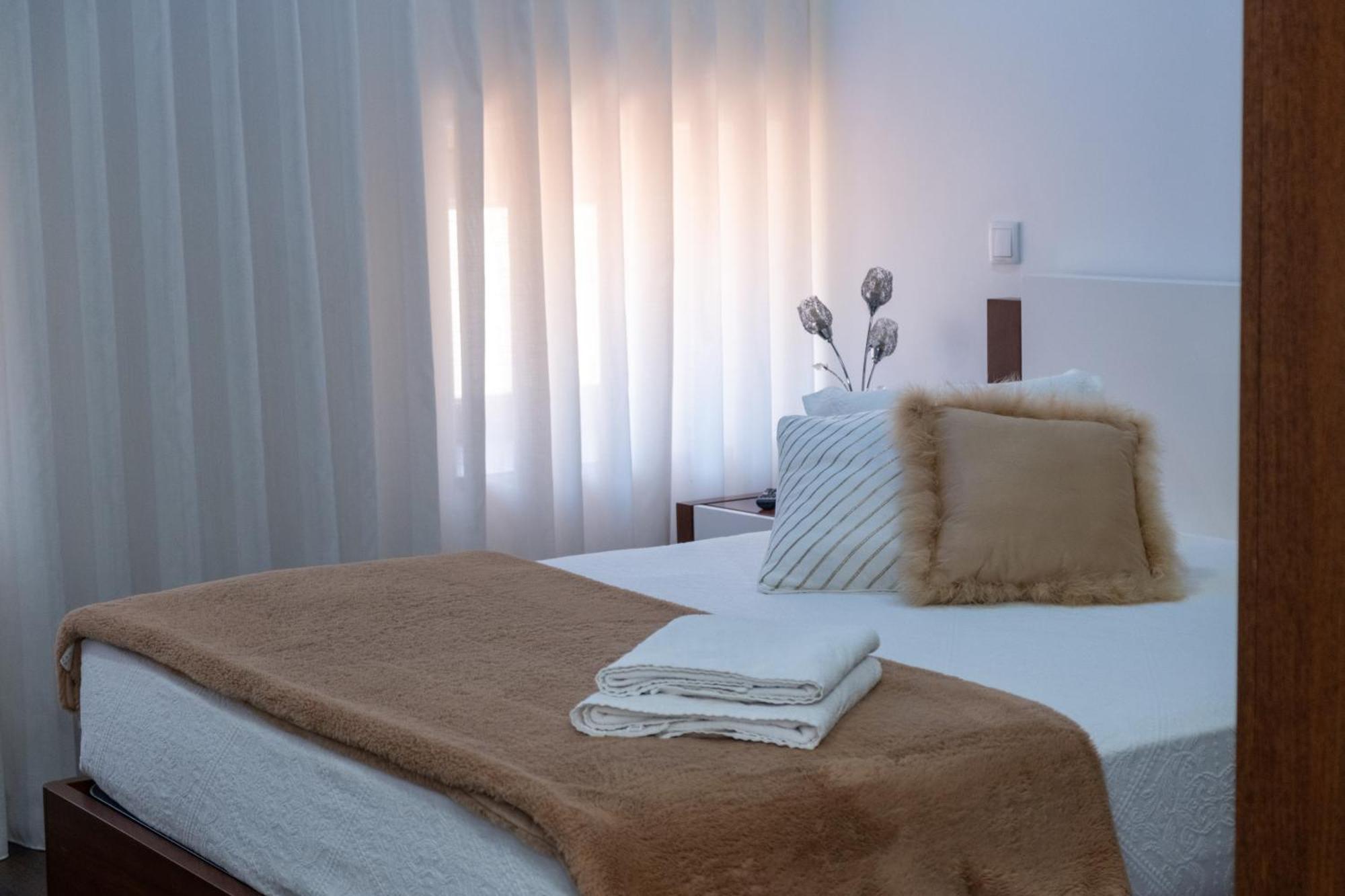Deluxe Villa Home, Peace & Spa วิลาโดคันด์ ภายนอก รูปภาพ