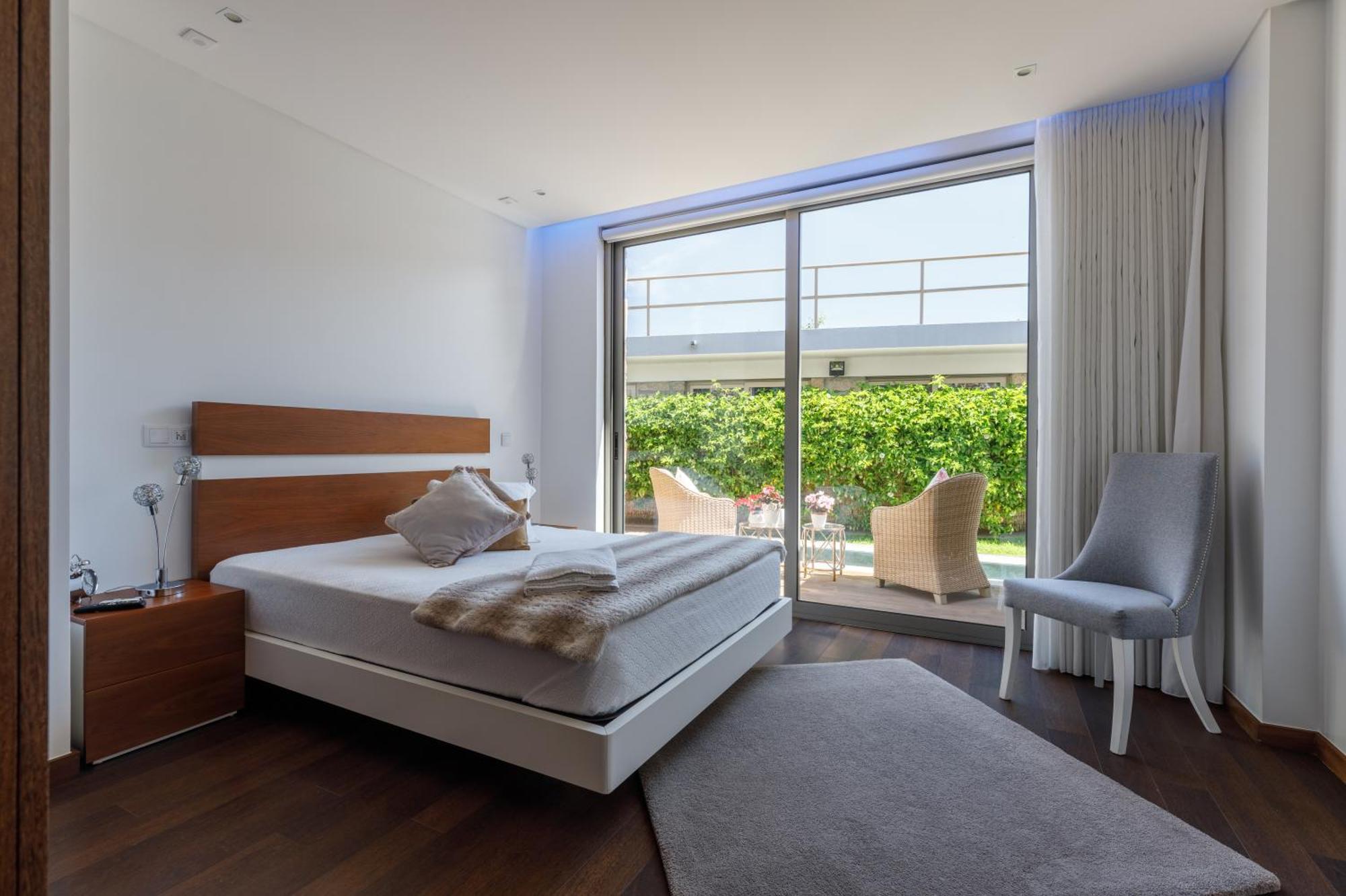 Deluxe Villa Home, Peace & Spa วิลาโดคันด์ ภายนอก รูปภาพ